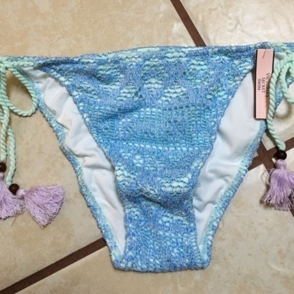 Victoria's Secret Lace classic string bikini